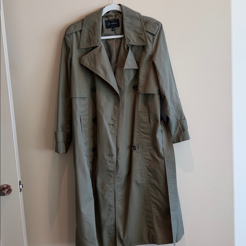 Banana Republic Sage Green Trench Coat - Picture 2 of 10